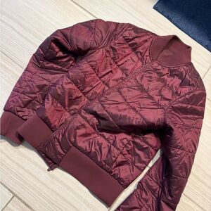 Lululemon Non Stop Reversible Puffer Women's Burgundy Bomber Jacket Coat Small